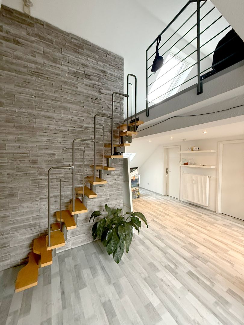 Ansicht 11 von: Im Herzen von Neuss: Zentrales und modernes Apartment im DG mit Klimaanlage und Tageslichtbad